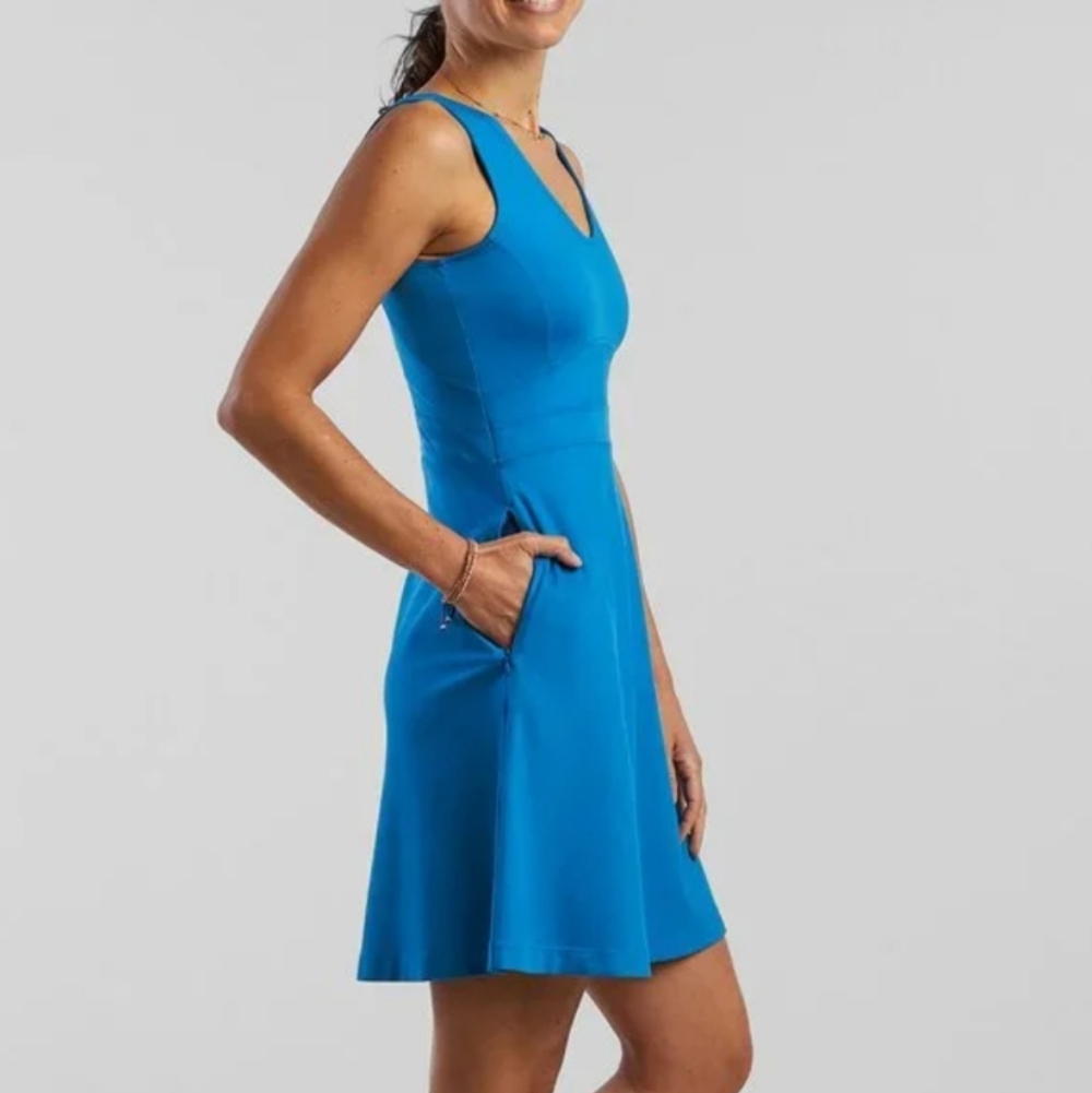 Title Nine Dream V-Neck Athletic Dress Women's S Blue Sporty Athleisure Tennis